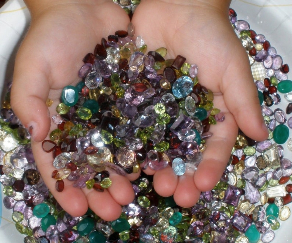 Gem mix semiprecious loose natural gems over 500 carats 