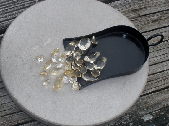 Over 25 Carats of Loose Natural Yellow Citrine Gem Mix