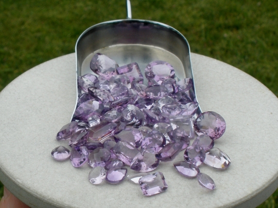 over 50 carats of loose natural amethyst gem mix