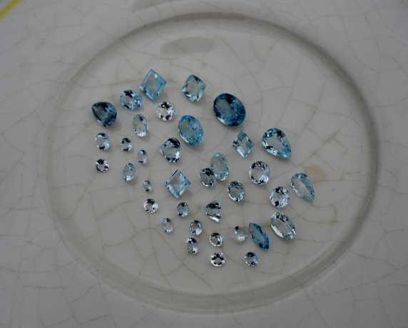 Aquamarine gem mix loose parcel over 10 carats