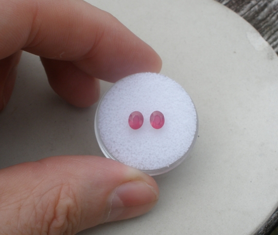 Ruby oval gem pair 5x4mm each