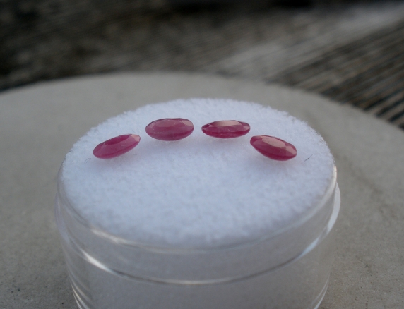 4 Ruby oval gems 5x3mm each