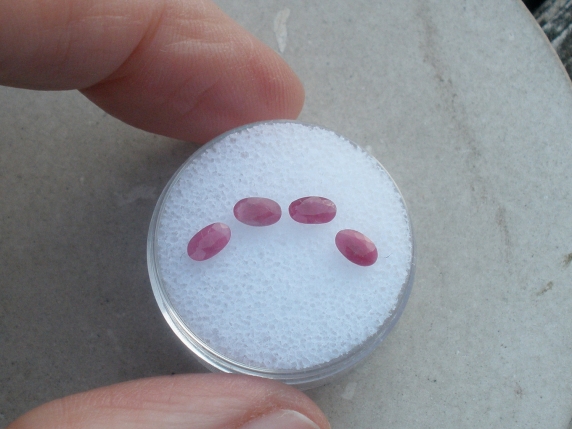 4 Ruby oval gems 5x3mm each