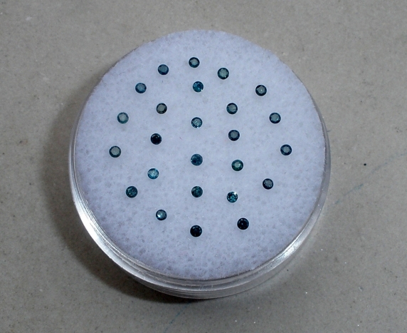 25 blue diamond loose rounds 1.2mm each