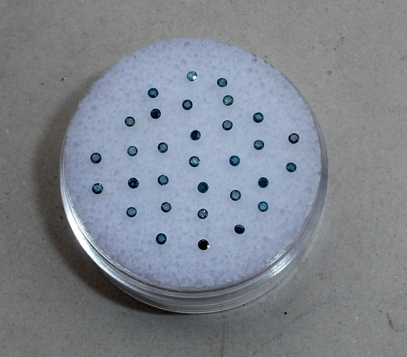 30 blue diamond loose rounds 1.1mm each
