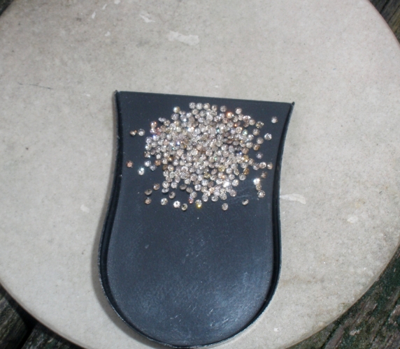 over 1/4 carat champagne diamond loose rounds 1.5mm each