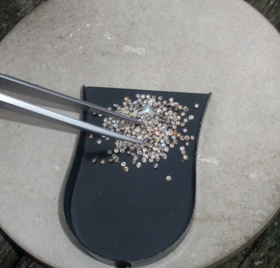 over 1/4 carat champagne diamond loose rounds 1.5mm each
