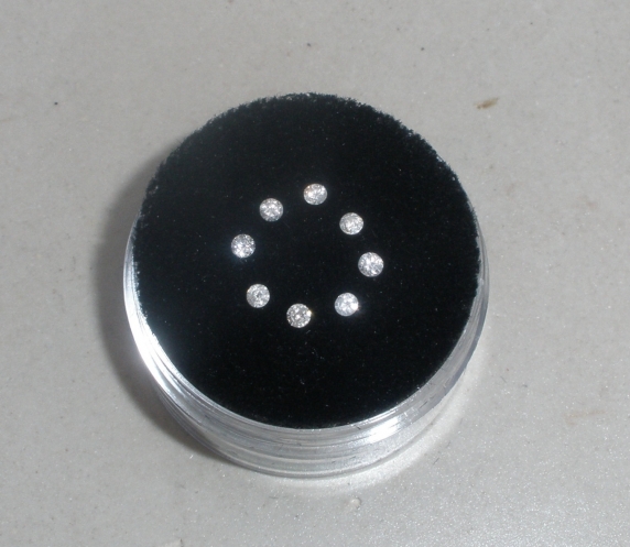 8 White diamond loose rounds 1.8mm each