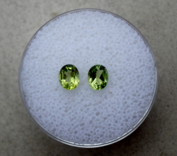 Peridot oval gem pair 5 x 4mm each