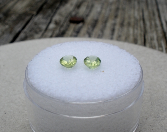 Peridot oval gem pair 5 x 4mm each