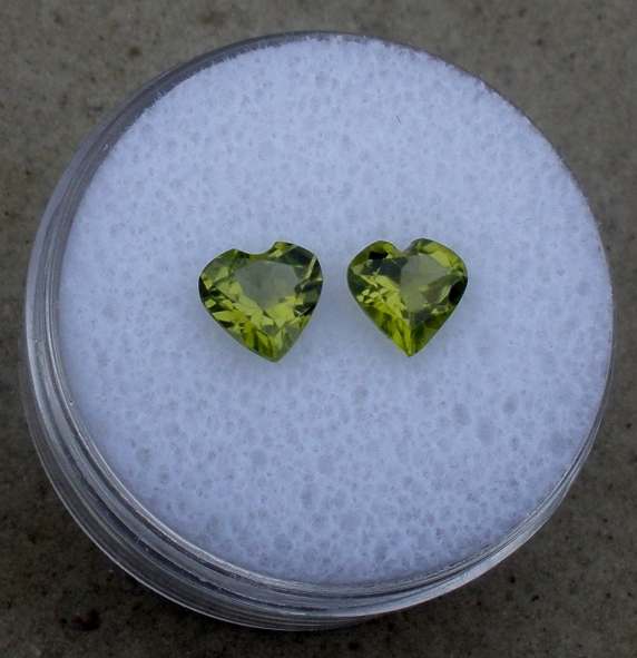 Peridot heart gem pair 6mm each