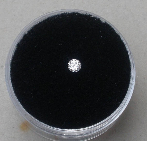 3mm White Natural Diamond Loose Faceted Round VS2 Clarity