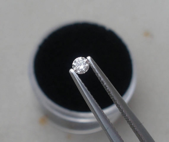 3mm White Natural Diamond Loose Faceted Round VS2 Clarity