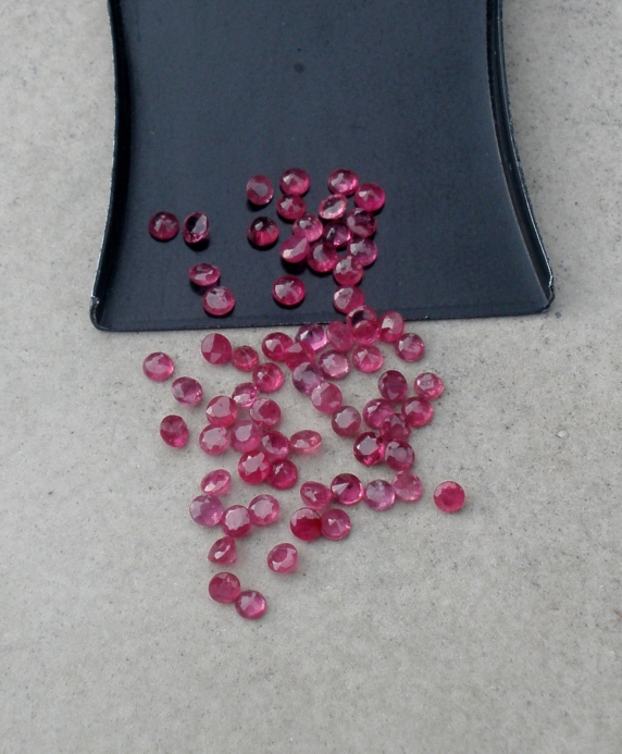 1 carat Ruby round gem parcel 2mm each