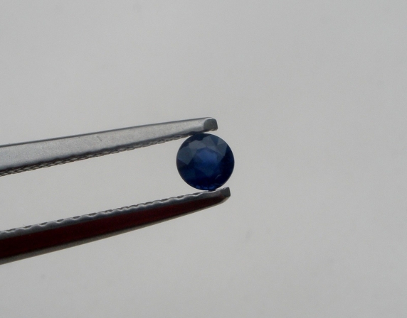 Blue sapphire round gem 3mm