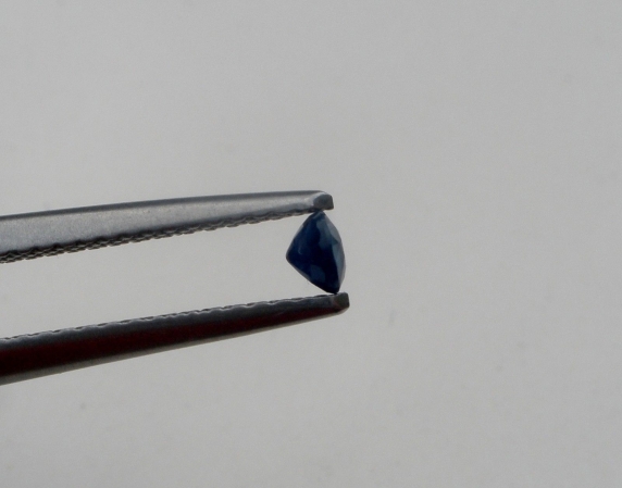 Blue sapphire round gem 3mm