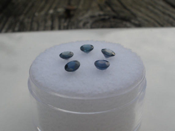5 Blue Sapphire Round Loose Faceted Natural Gems 3.5mm each
