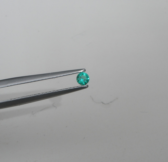 2.5mm Top Quality Emerald round loose faceted natural gem