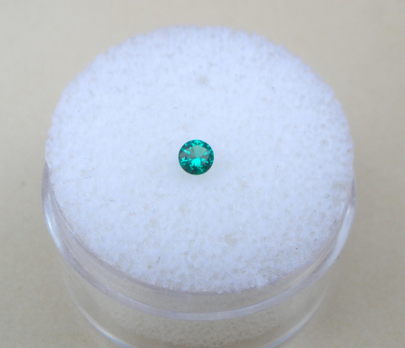 3mm Emerald round loose faceted gem