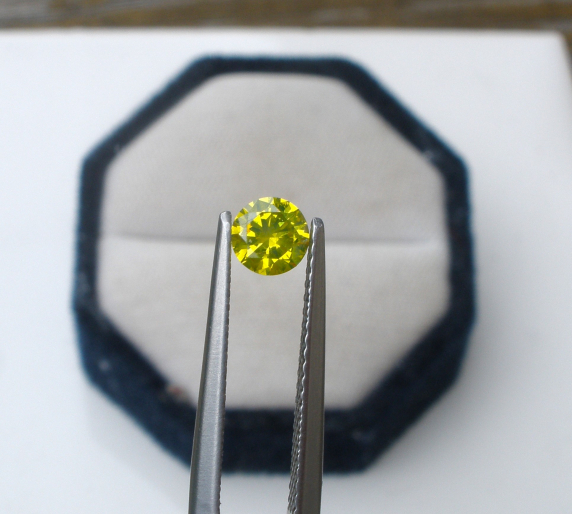 5mm Yellow Natural Diamond Loose Round SI clarity Sparkling and Stunning 0.44 Ca