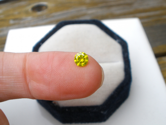 5mm Yellow Natural Diamond Loose Round SI clarity Sparkling and Stunning 0.44 Ca