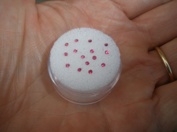 Over 1/4 Carat Top Quality Red Ruby Round Natural Gems 1.5mm each