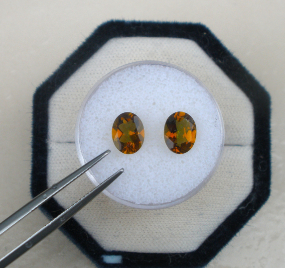 8x6mm Golden Yellow Mystic Quartz Oval Gem Pair 8x6mm Golden Yellow Mystic Quartz Oval Gem Pair