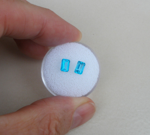 Swiss Blue Topaz Emerald Loose Faceted Natural Gem Pair 6 x 4mm