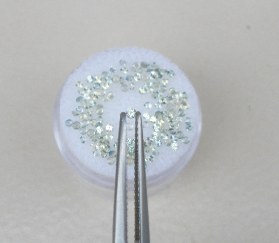 1.5mm Green Sapphire Round Natural Gem