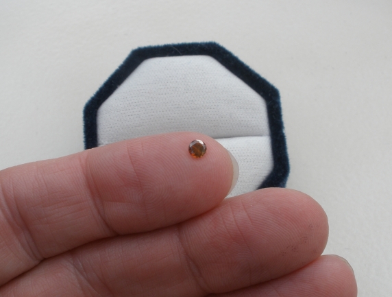 3.5mm cognac red diamond loose round 0.17 carat