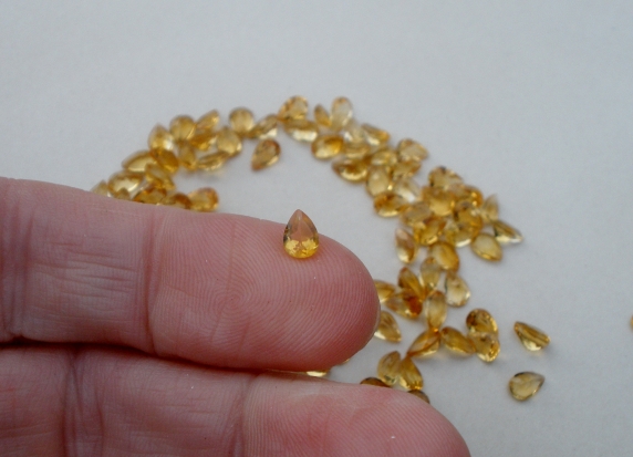 Citrine Pear gem 6 x 4mm
