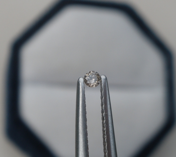 2mm champagne diamond loose rounds