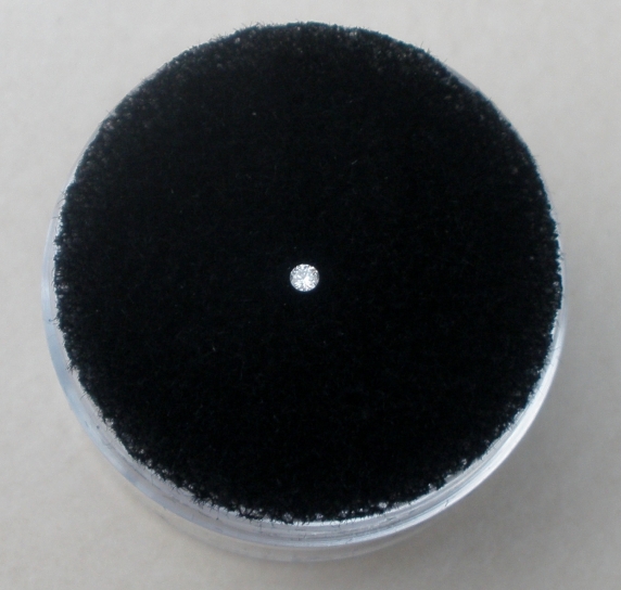 White diamond loose round 1.5mm