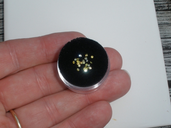 30 Yellow Natural Diamond loose faceted rounds 1.3mm each