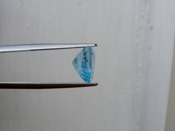 Swiss blue topaz heart laser cut gem 10mm