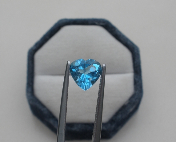 Swiss Blue Topaz Heart Gem 8mm