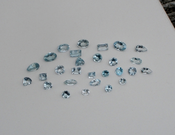 Aquamarine gem mix loose parcel over 5 carats