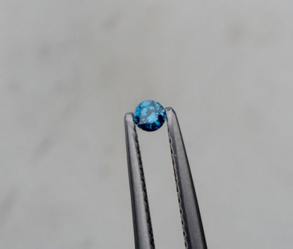 Blue diamond loose rounds 2.5mm