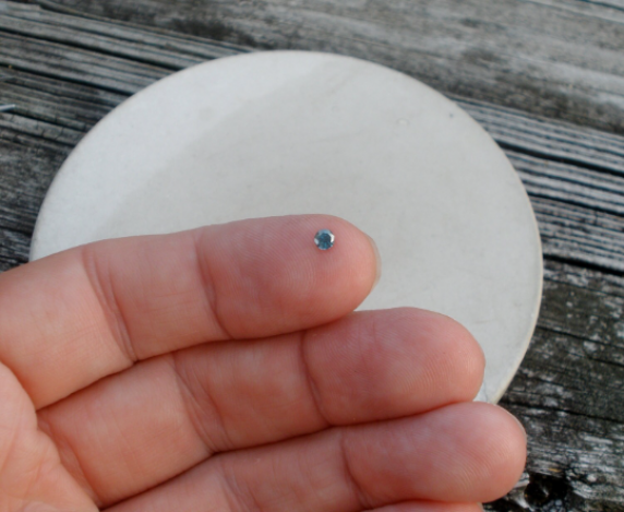 Blue diamond loose round 3mm