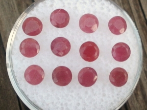 12 Loose Natural Ruby Round Gems 4.0mm Each
