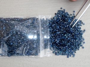 Over 1 carat blue sapphire round parcel lot 2mm each