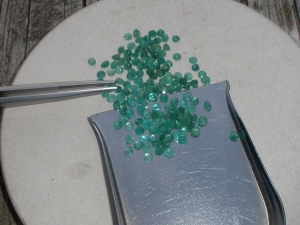 1/2ct emerald round gem parcel 2.6-2.8mm each