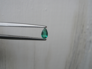 Colombian emerald pear loose faceted natural gem 5x3mm