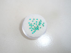 Over 1/2 Carat Parcel Top Quality Emerald Loose Faceted Natural Gems 1.5mm each