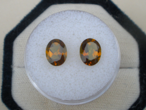 8x6mm Golden Yellow Mystic Quartz Oval Gem Pair