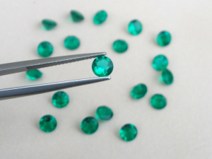 5mm Emerald round loose faceted gem for Jewelry, Crafts, Gem Collecting and Gift