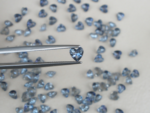 5mm Blue Mystic Quartz Heart Natural Gem