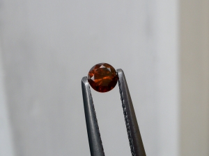 3.5mm cognac red diamond loose round 0.17 carat