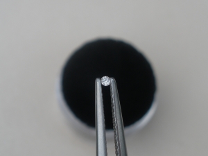 White diamond loose round 1.5mm