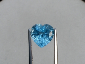 Swiss blue topaz heart laser cut gem 10mm